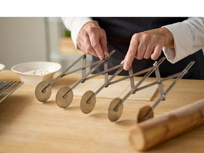 Deiggjsporur v/ 5 hjólum stál Blomsterberg