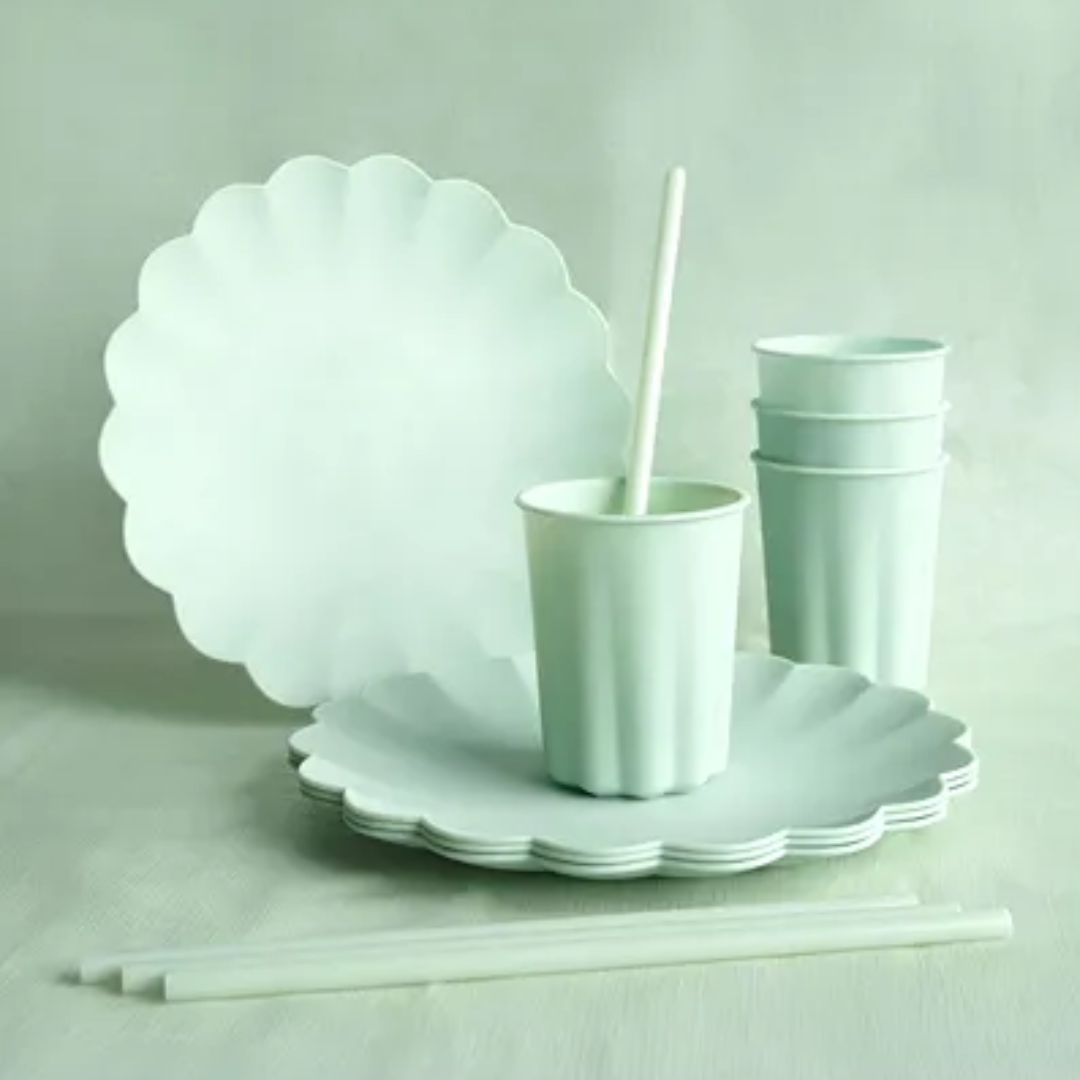 Tallerkar plast Lj. grønt 22x22cm 4stk